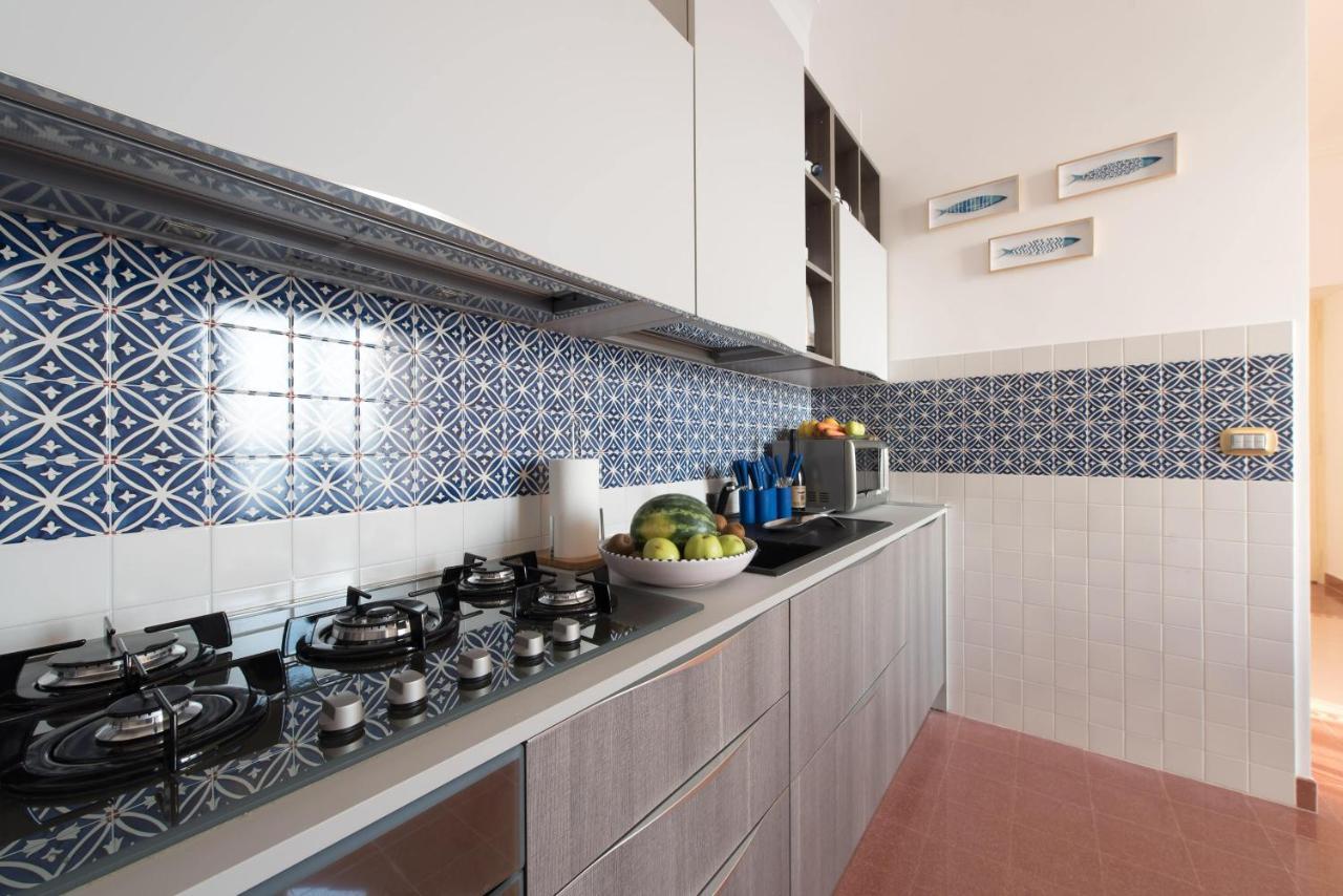 Duomo Seaside Deluxe Apartment By Ortigia Apartments سيراكوزا المظهر الخارجي الصورة