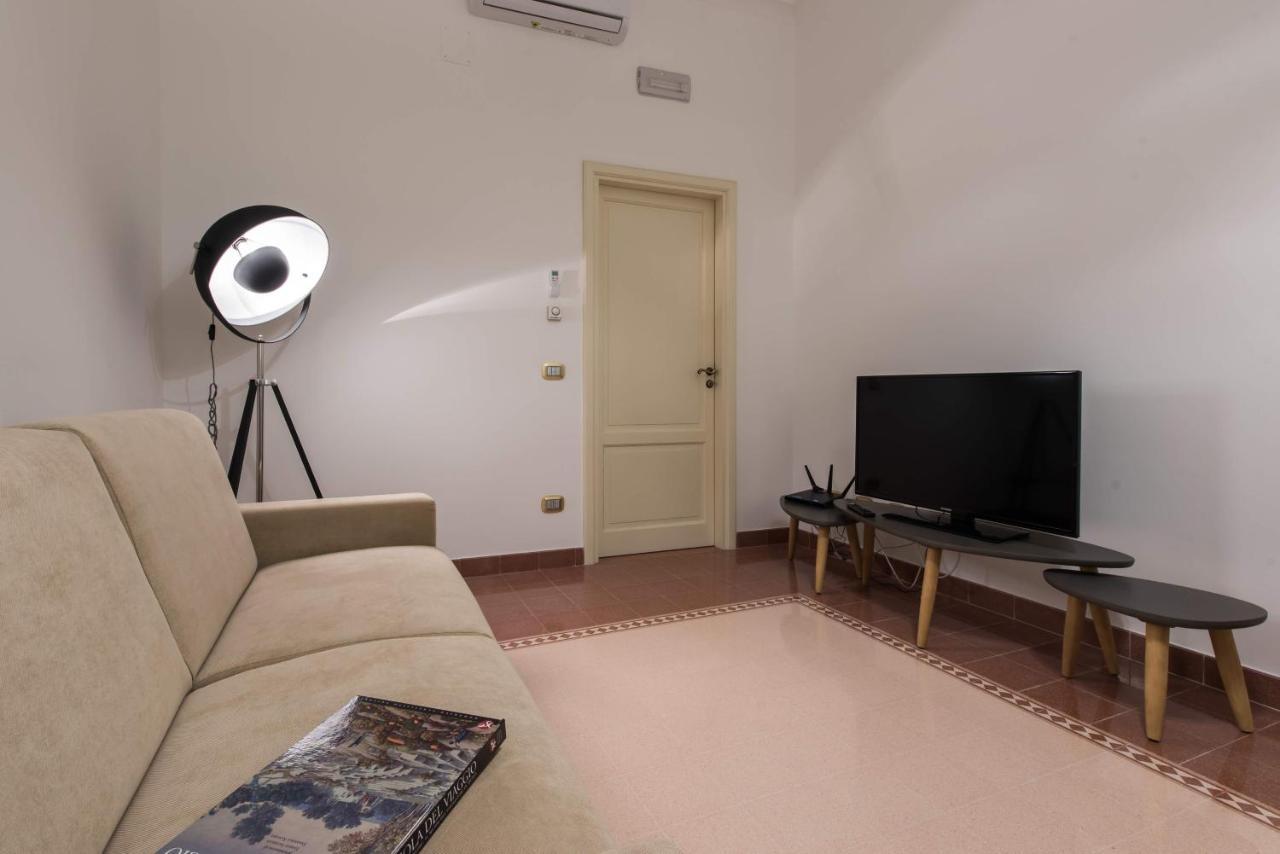 Duomo Seaside Deluxe Apartment By Ortigia Apartments سيراكوزا المظهر الخارجي الصورة